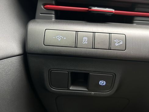 Used 2024 Hyundai Kona N Line image 21