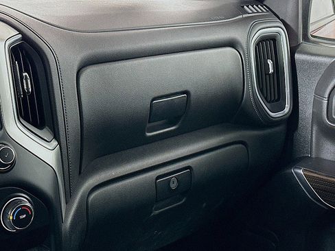 Used 2020 Chevrolet Silverado 1500 LT AWD/4WD image 21