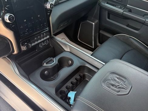 Used 2022 RAM 3500 Laramie AWD/4WD image 13