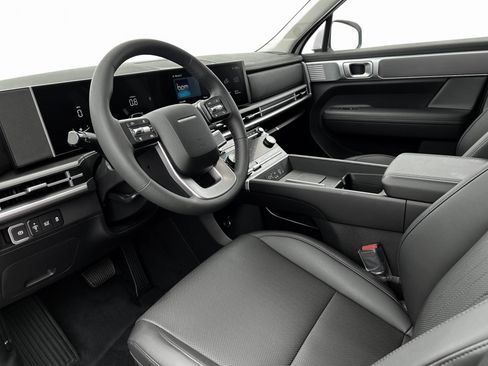 Used 2025 Hyundai Santa Fe SEL FWD image 14