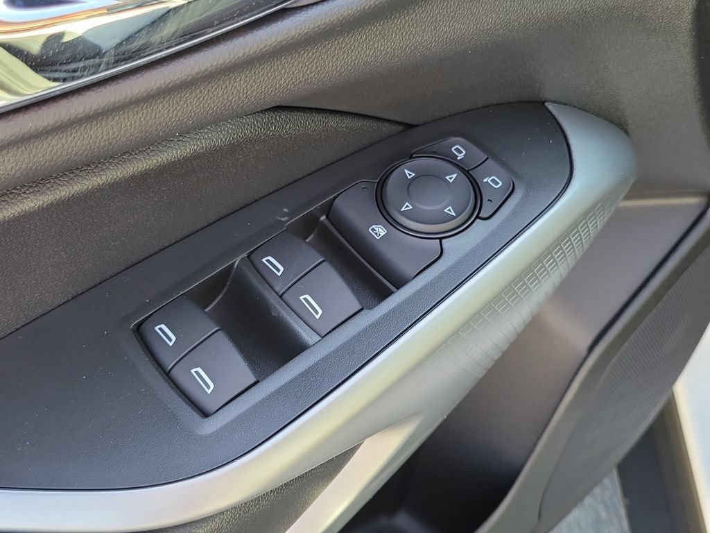 New 2026 Chevrolet Trax LS w/ LS Convenience Package FWD image 12
