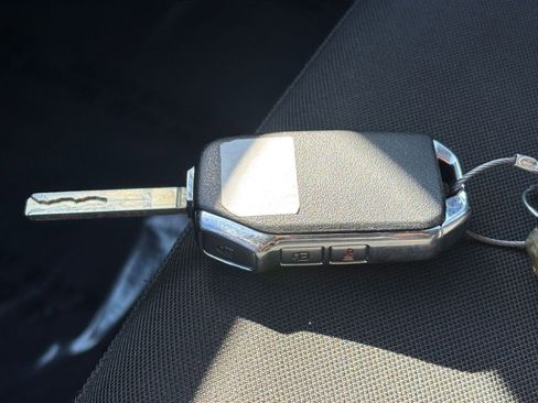 Used 2025 Kia Sportage LX image 21