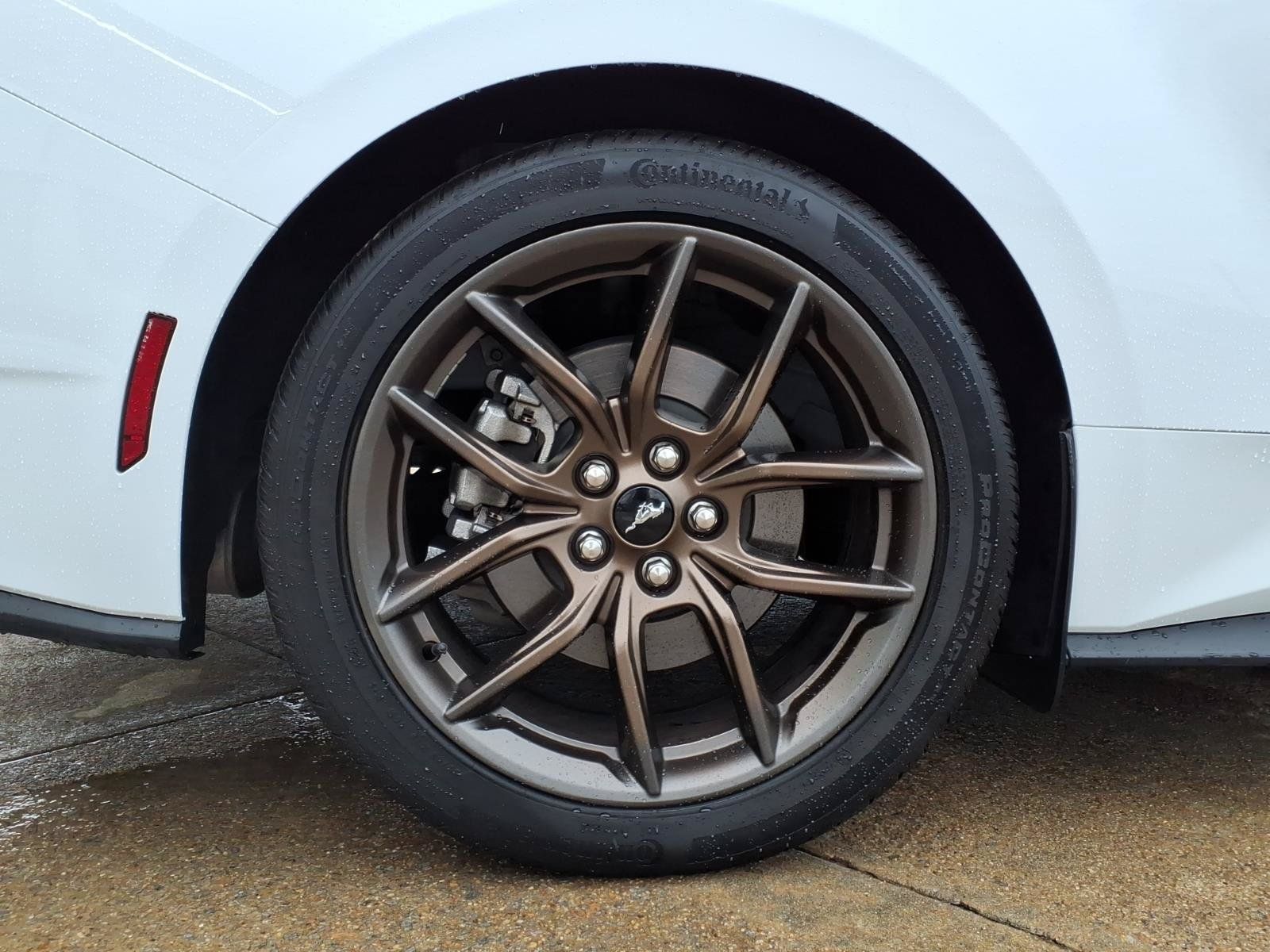 Used 2025 Ford Mustang Premium RWD image 10