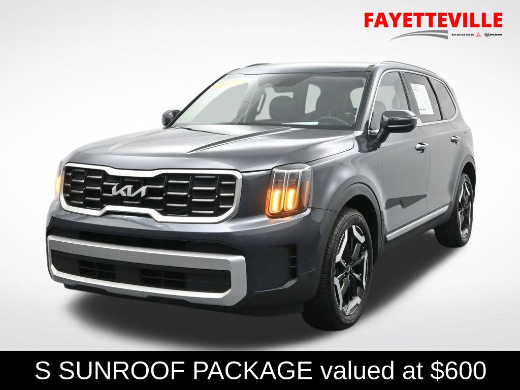 Used 2024 Kia Telluride S w/ S Sunroof Package FWD 360° Tour
