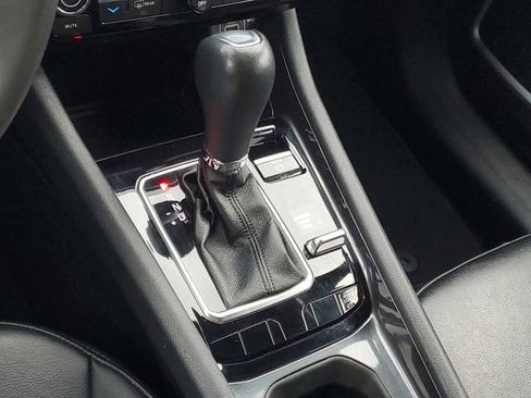 Used 2023 Jeep Compass Latitude image 26