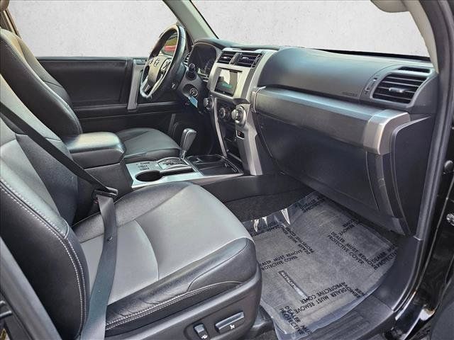 Used 2015 Toyota 4Runner SR5 Premium RWD image 12