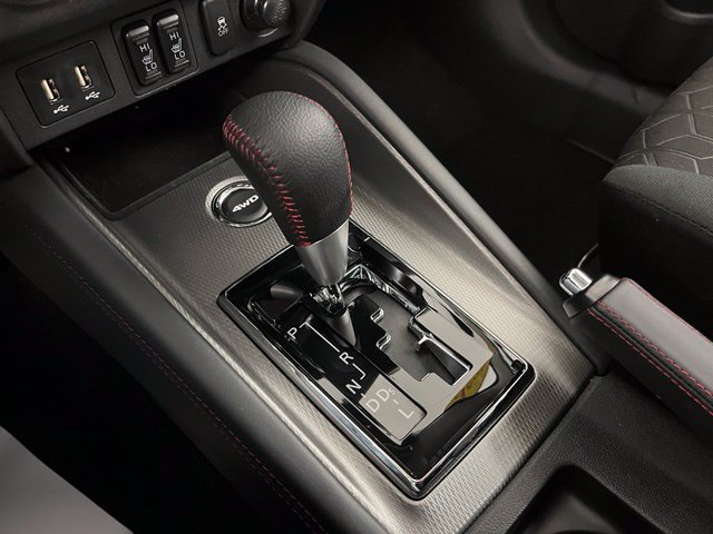 Used 2026 Mitsubishi Outlander Sport LE AWD/4WD image 28