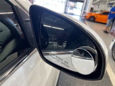 Used 2014 Toyota Camry SE FWD image 38