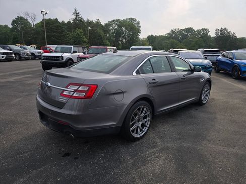 Used 2013 Ford Taurus Limited FWD image 5