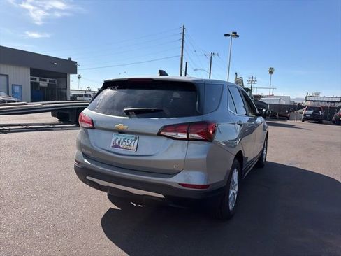 Used 2024 Chevrolet Equinox LT image 11