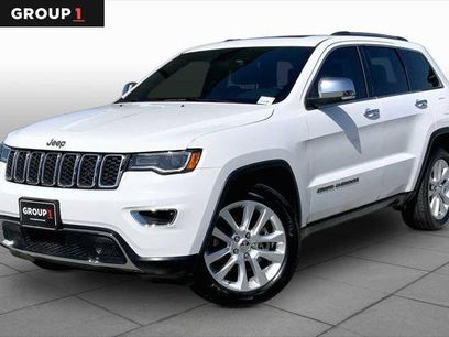 Certified 2017 Jeep Grand Cherokee Limited w/ Luxury Group II