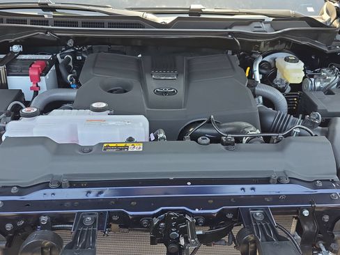 New 2026 Toyota Tundra Limited w/ Power Package RWD image 30