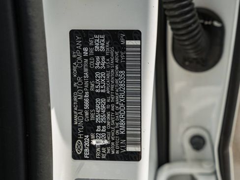 Used 2024 Hyundai Ioniq 5 Limited AWD/4WD image 40
