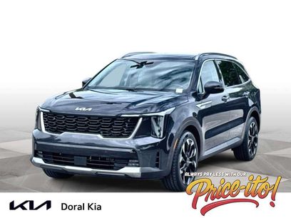 Certified 2025 Kia Sorento EX w/ Panoramic Sunroof Package