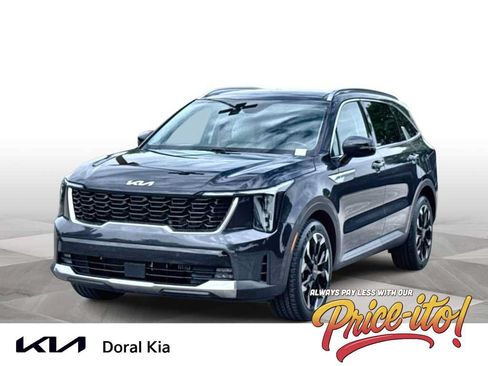 Certified 2025 Kia Sorento EX w/ Panoramic Sunroof Package FWD image 1