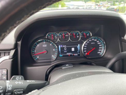 Used 2018 GMC Yukon XL SLT w/ Open Road Package AWD/4WD image 18
