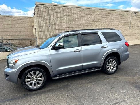 Used 2014 Toyota Sequoia Limited image 8