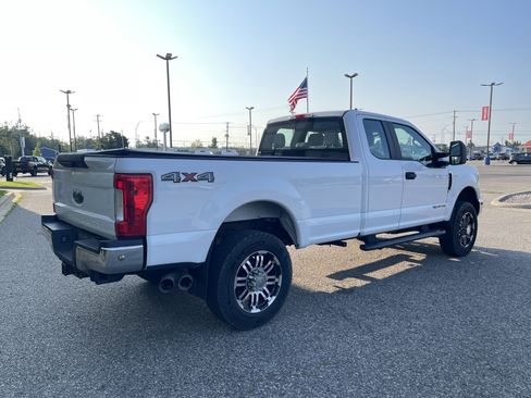 Used 2017 Ford F350 XL w/ XL Value Package AWD/4WD image 4