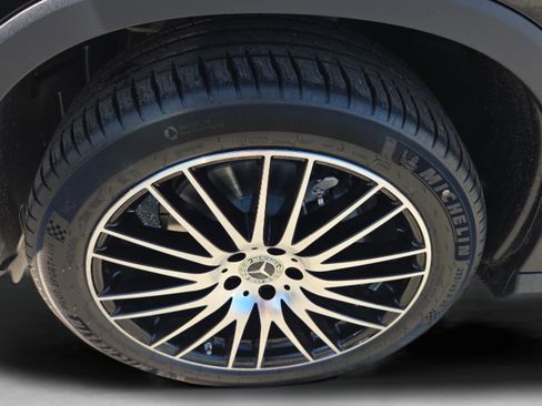 New 2026 Mercedes-Benz GLC 300 4MATIC image 36