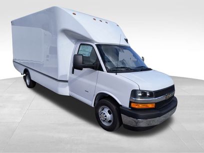 New 2025 Chevrolet Express 3500 w/ Power Convenience Package