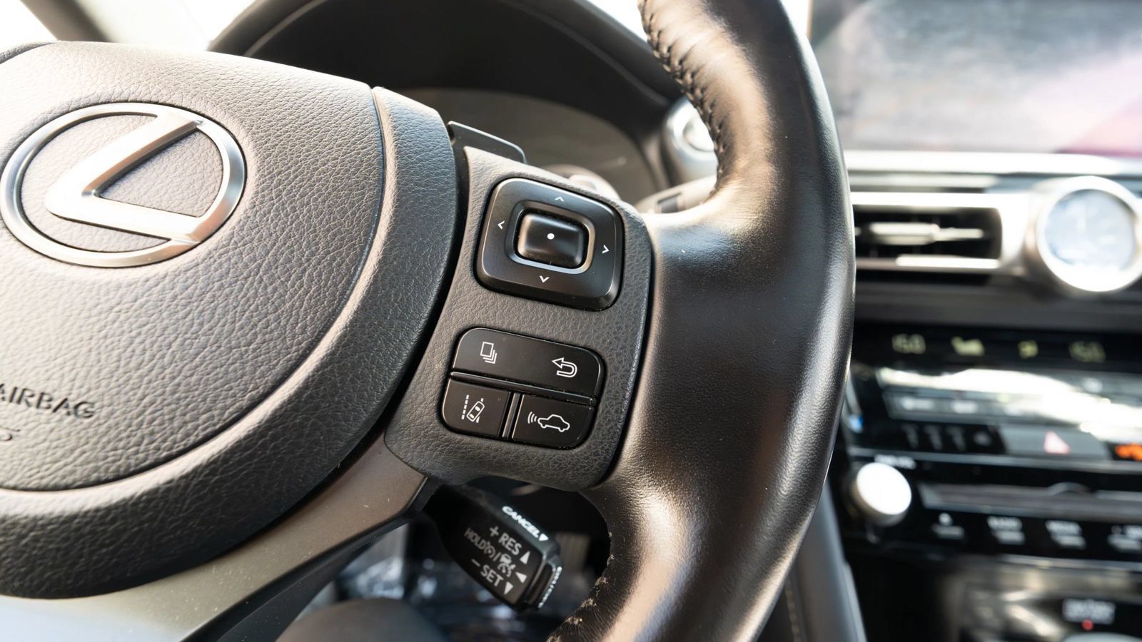 Used 2022 Lexus IS 300 AWD w/ Premium Package image 41