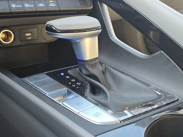 Certified 2025 Hyundai Elantra Hybrid FWD image 35