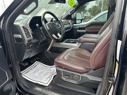 Used 2017 Ford F350 Platinum w/ Platinum Ultimate Package image 7