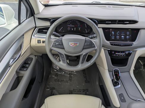 Used 2019 Cadillac XT5 Luxury FWD image 15