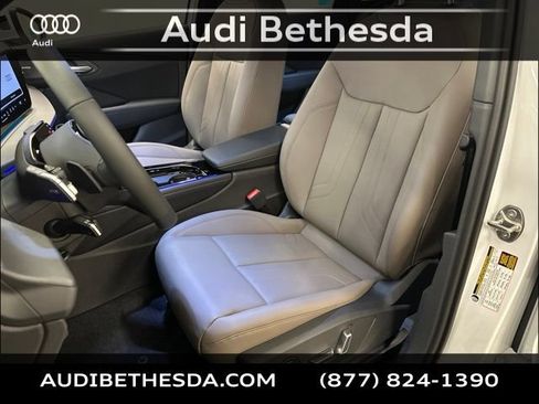 New 2026 Audi Q3 quattro 2.0T AWD/4WD image 14