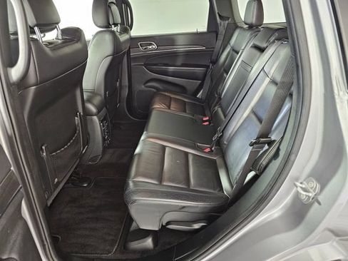 Used 2018 Jeep Grand Cherokee Limited AWD/4WD image 17