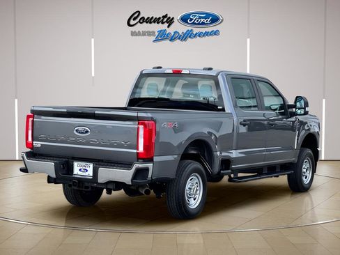 Used 2023 Ford F350 XL w/ Snow Plow Prep Package AWD/4WD image 7