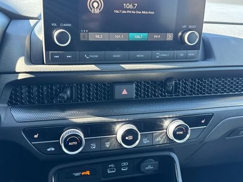 Used 2023 Honda CR-V EX image 11