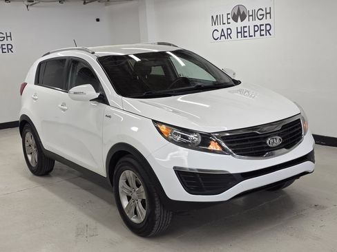 Used 2011 Kia Sportage LX w/ Convenience Pkg AWD/4WD image 4
