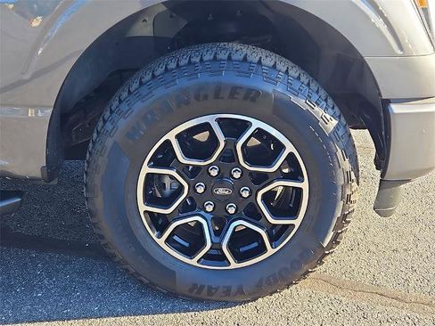 Certified 2022 Ford F150 XLT w/ Equipment Group 302A High image 4