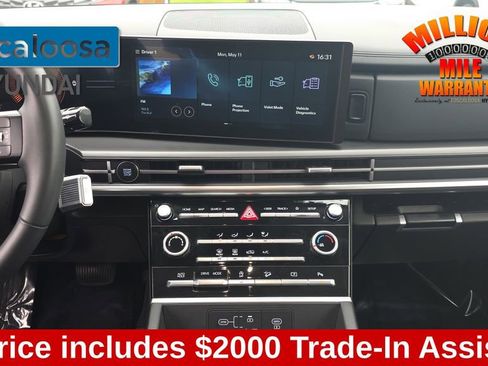 Used 2024 Hyundai Santa Fe SE FWD image 27