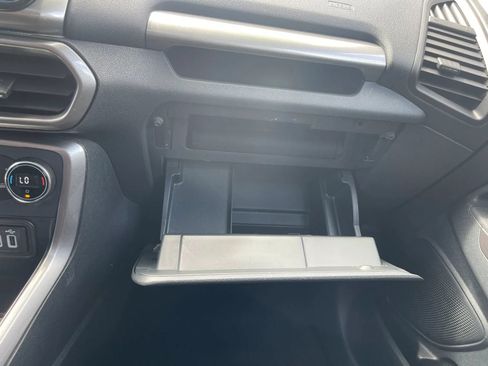Used 2021 Ford EcoSport SE FWD image 16