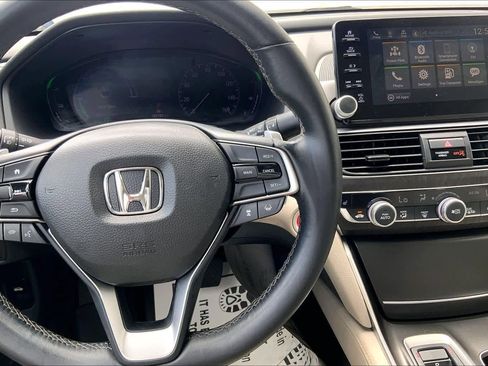 Used 2018 Honda Accord EX-L image 25