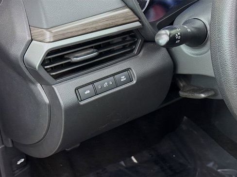 Used 2024 Nissan Altima 2.5 SV image 10