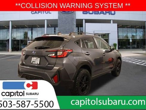 Used 2024 Subaru Crosstrek 2.0i Premium image 3