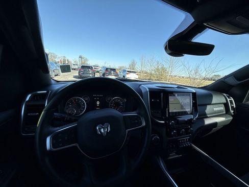 Used 2024 RAM 1500 Big Horn image 16