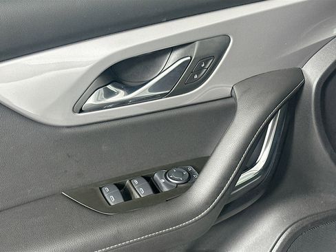 Used 2025 Chevrolet Blazer LT image 15