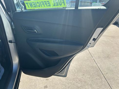 Used 2017 Chevrolet Trax LS image 15