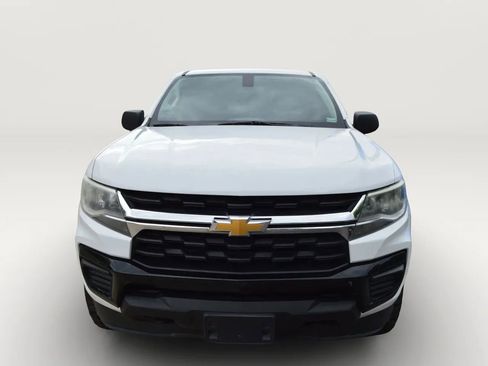 Used 2022 Chevrolet Colorado W/T w/ WT Convenience Package AWD/4WD image 2