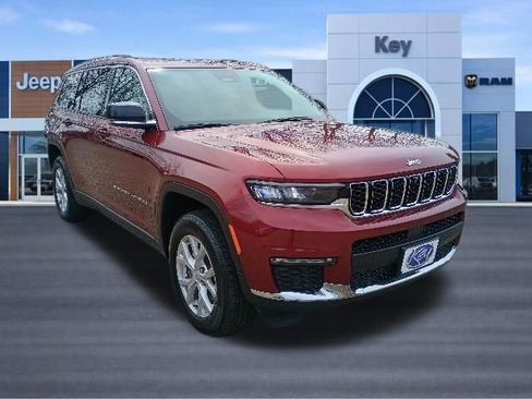Used 2023 Jeep Grand Cherokee L Limited w/ Luxury Tech Group II AWD/4WD image 8