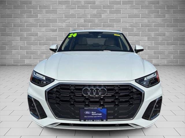 Used 2024 Audi Q5 2.0T Premium Plus w/ Premium Plus Package AWD/4WD image 8