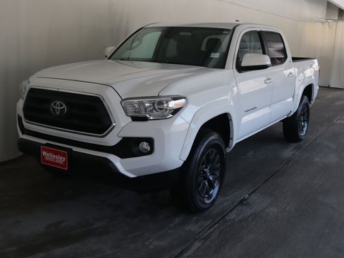 Used 2023 Toyota Tacoma SR5 image 21