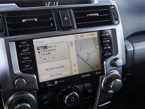 Used 2020 Toyota 4Runner SR5 Premium image 16