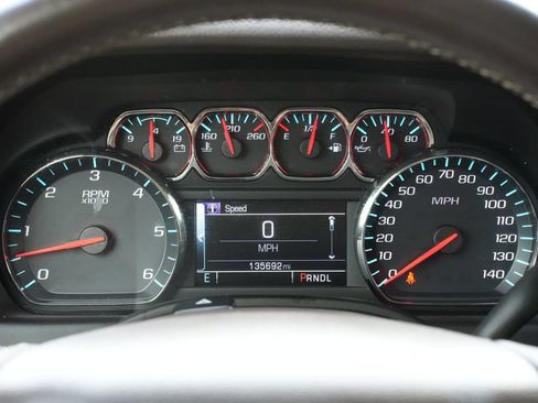 Used 2019 Chevrolet Tahoe LT w/ Luxury Package AWD/4WD image 9