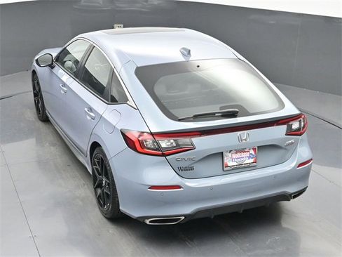 Certified 2022 Honda Civic Sport Touring image 32
