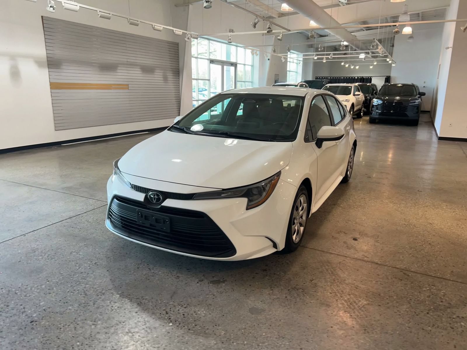 Used 2025 Toyota Corolla LE FWD image 6